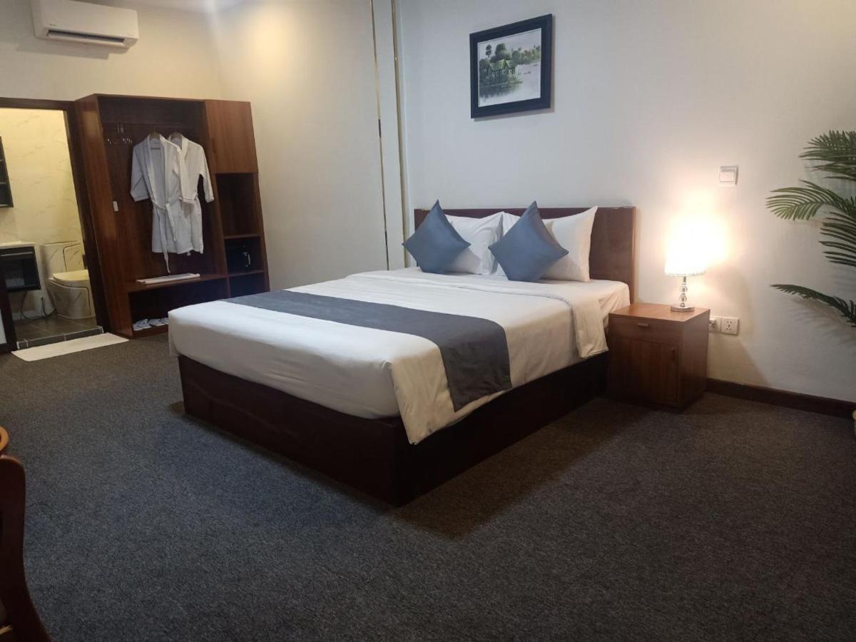 Nimith Hotel & Restaurant Phnompen Kültér fotó