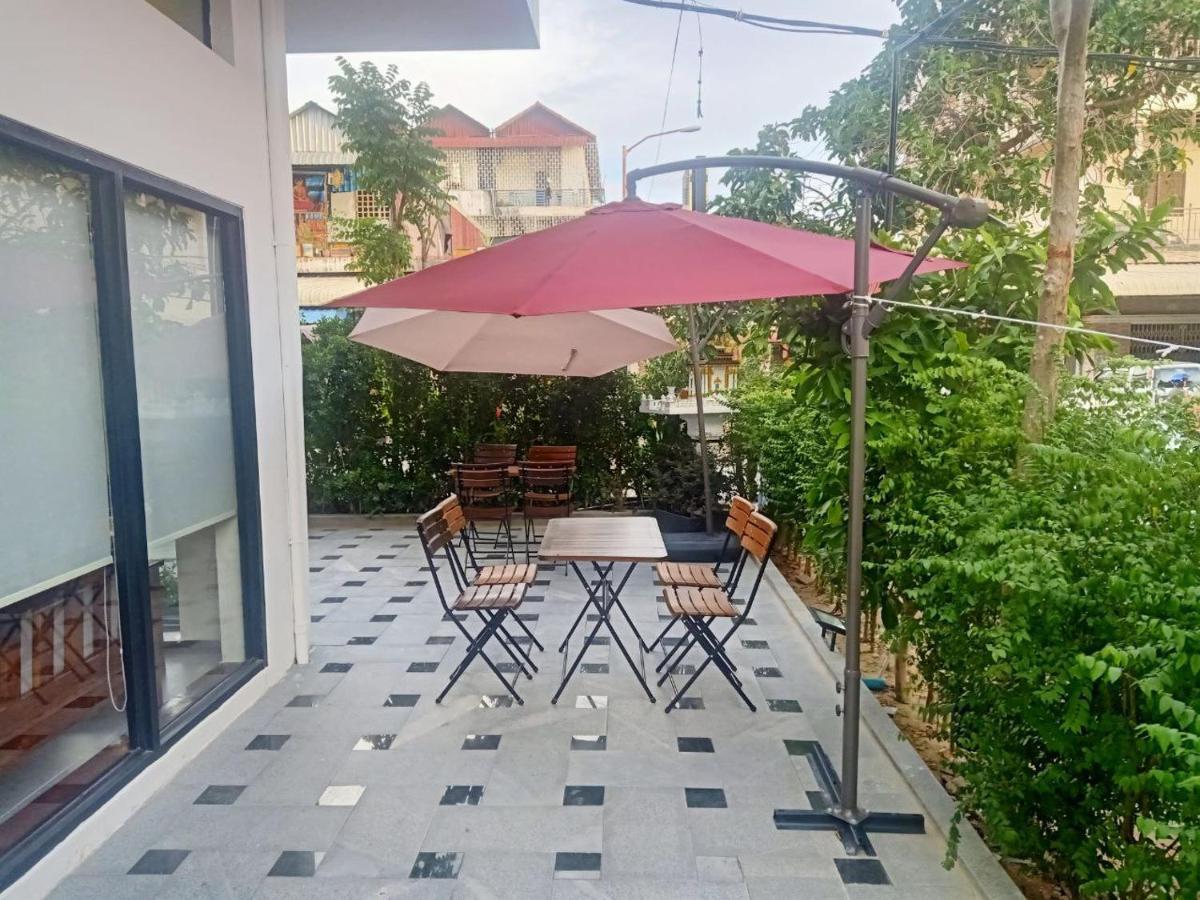 Nimith Hotel & Restaurant Phnompen Kültér fotó